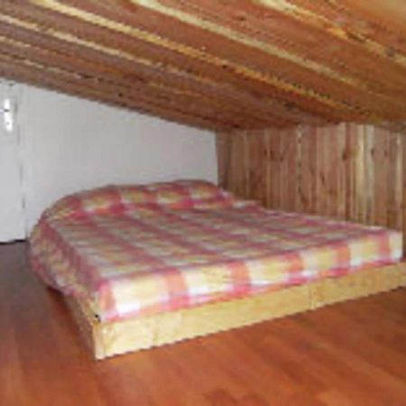 Cosy Holiday Home With Garden In Walscheid 外观 照片