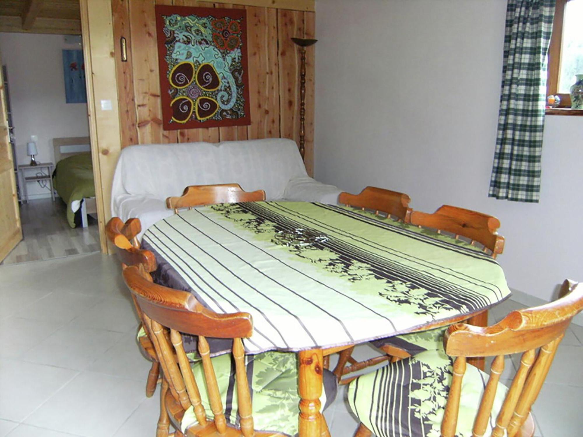 Cosy Holiday Home With Garden In Walscheid 外观 照片