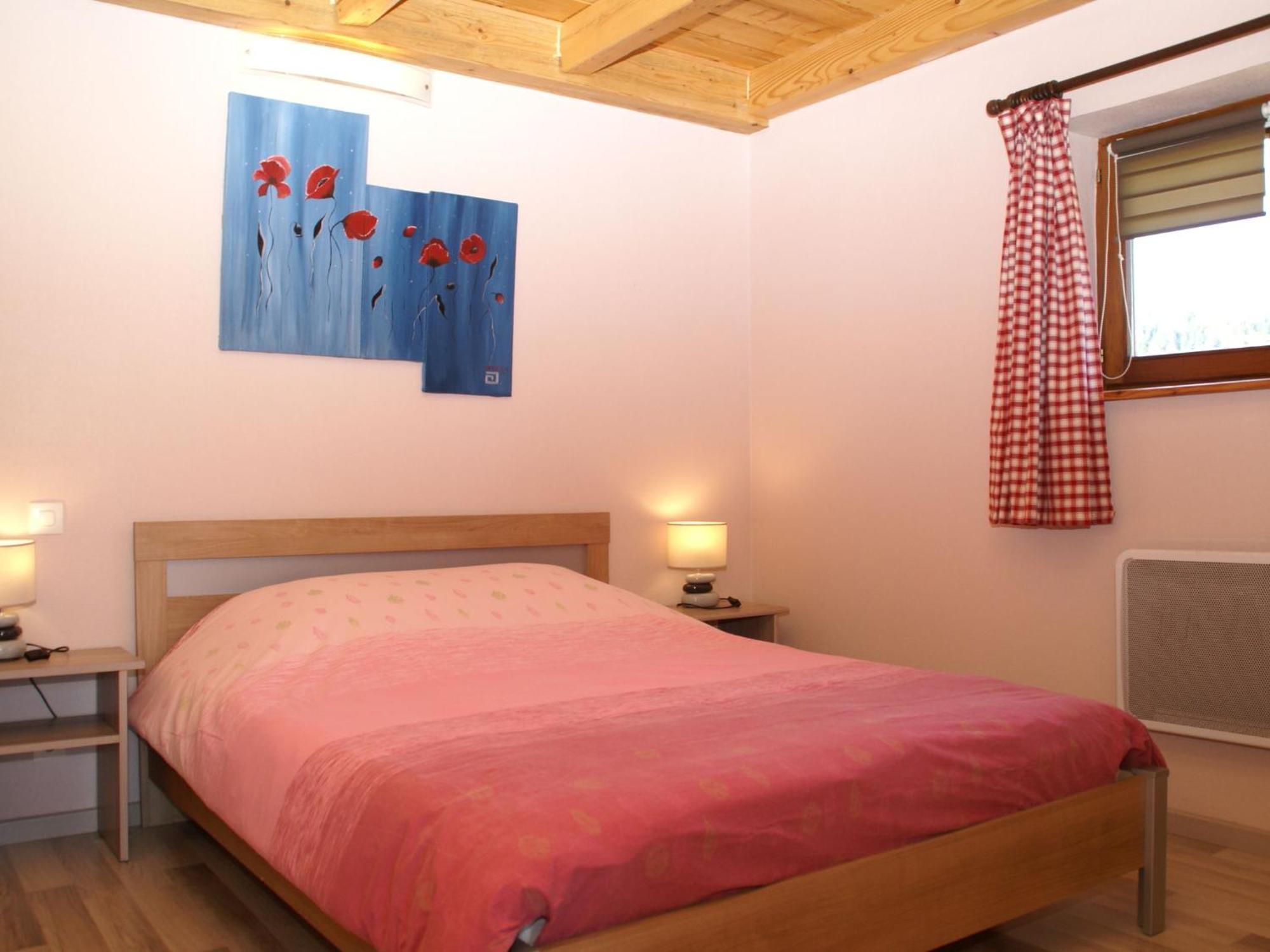 Cosy Holiday Home With Garden In Walscheid 外观 照片
