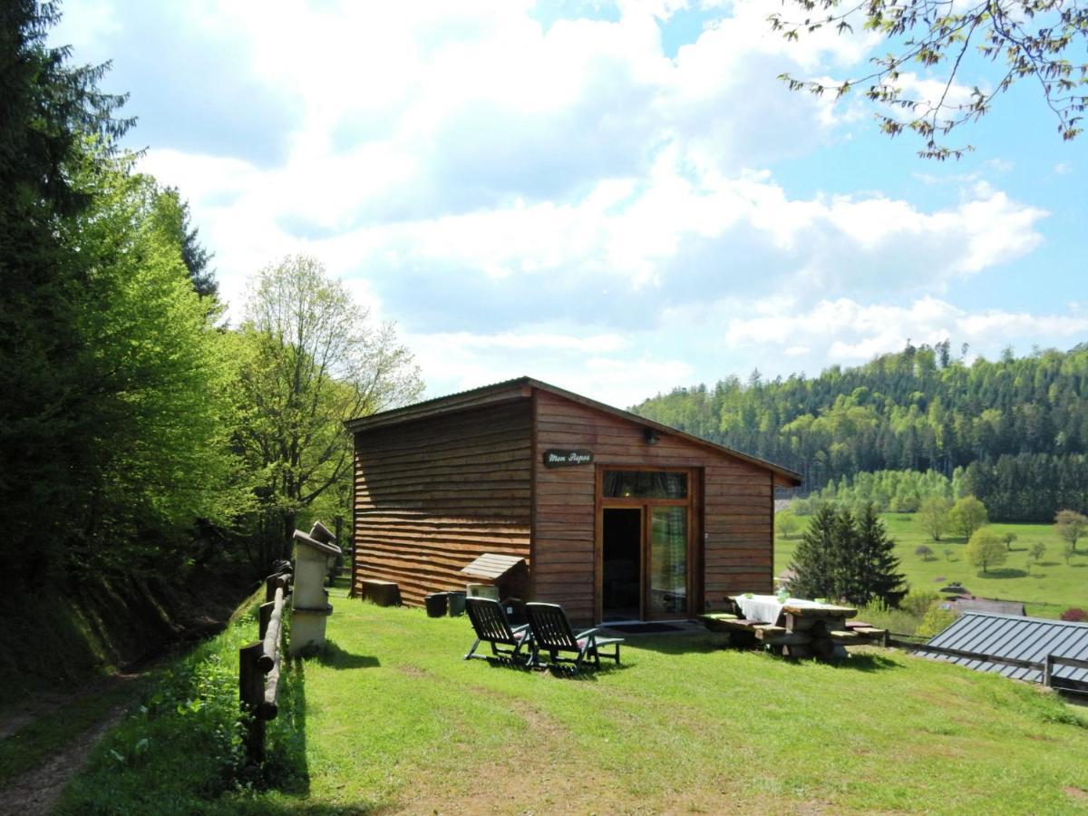 Cosy Holiday Home With Garden In Walscheid 外观 照片